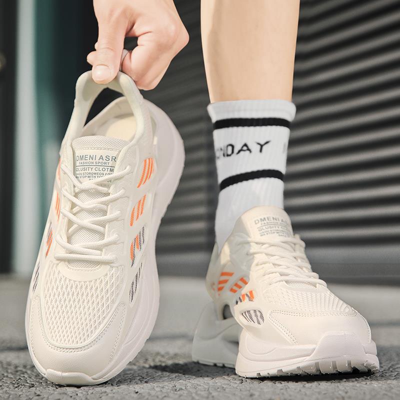 Fashion Sandals for Men's Summer Outerwear Breathable and Odor Resistant Hollow Toe Sports Slippers for Men's Outdoor Hole Beach Sandals