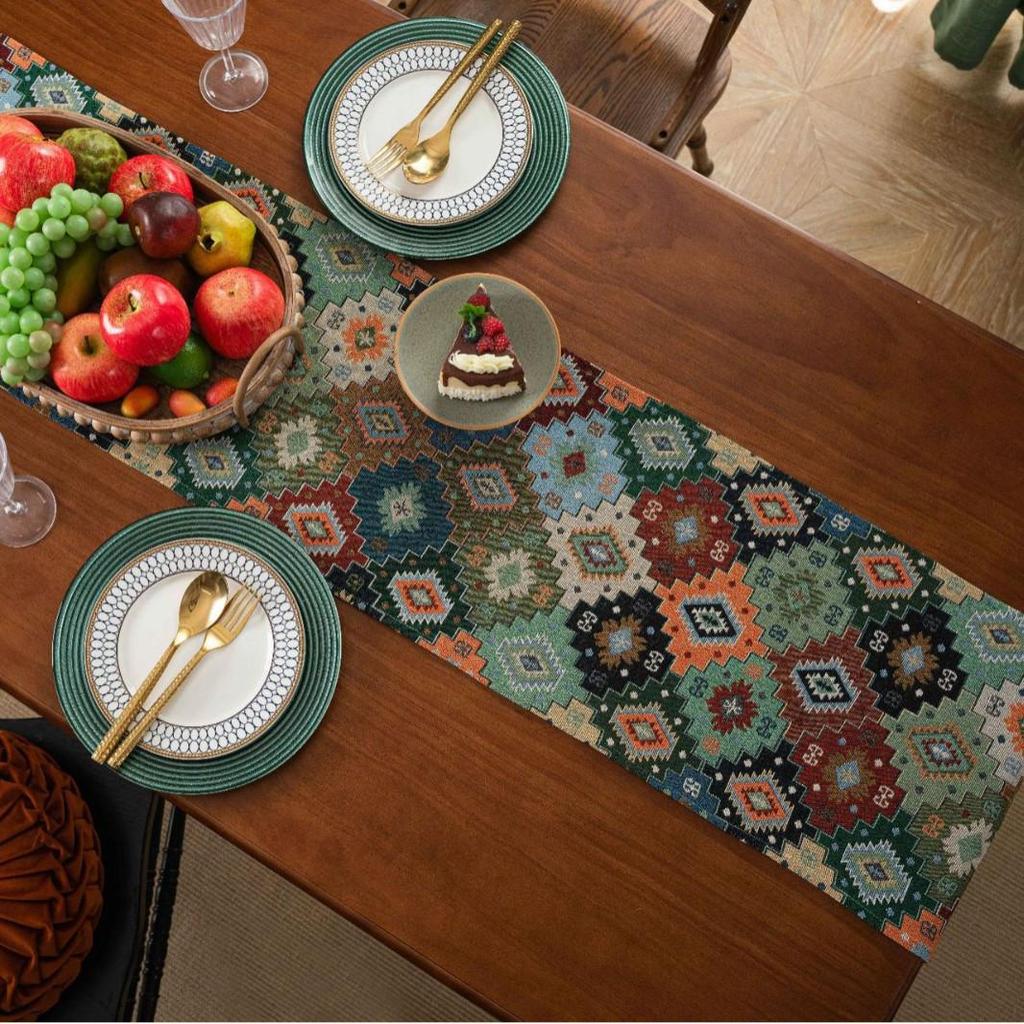 Imanqi Yun Retro Colorful Jacquard Diamond Geometric Tassel Table Runner