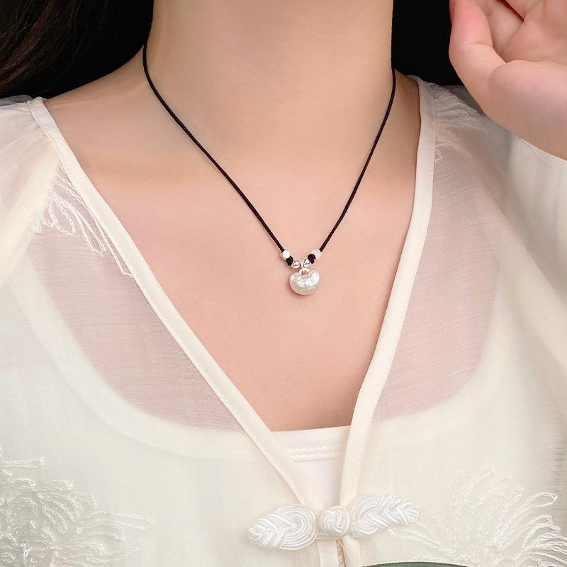 Elegante Dicke Glückskette im chinesischen Stil, neues chinesisches Stil-Seilweben, personalisierte Mode, einfache Kragenkette