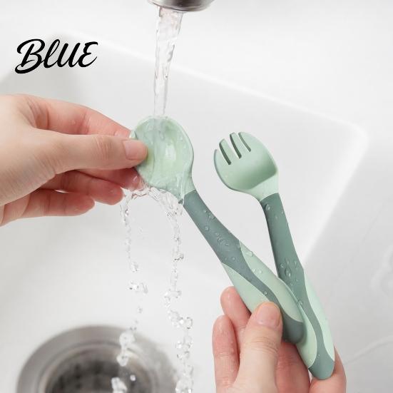 Cucchiaio per Bambini con Manico Curvo Forchetta da Allenamento e Set Utensili Flessibili Antiscivolo Bordi Arrotondati Antiscivolo Strumenti per l'Autosvezzamento/Alimentazione per Destri/Mancini