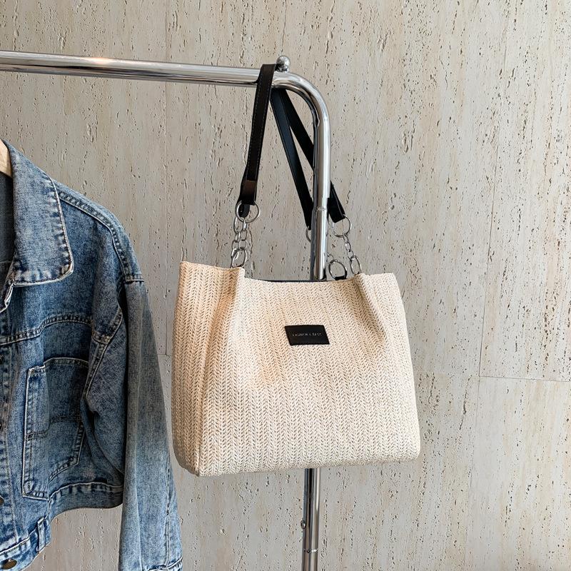 

Retro woven tote bag 2024 large capacity straw handbag bag European and American fashion trendy new women s bag shoulder bag чёрный