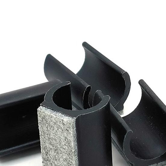 24 ks Plastové chrániče podlahy na nohy židlí ve tvaru U Krytky na nohy nábytku Snadná instalace Protiskluzové podložky na židle