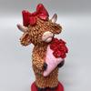 Valentine's Day Couple Highland Cow Figurine Holding Rose Love Heart Highland Cattle Resin Statue Wedding Decoration Romantic Gift