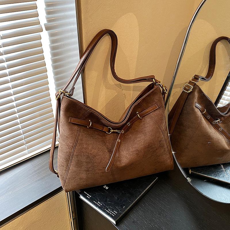 Yogodlns Lazy Style Retro Single Shoulder Underarm Bag Minimalist Tote Bag Large Capacity Commuting Bag Crossbody Bags