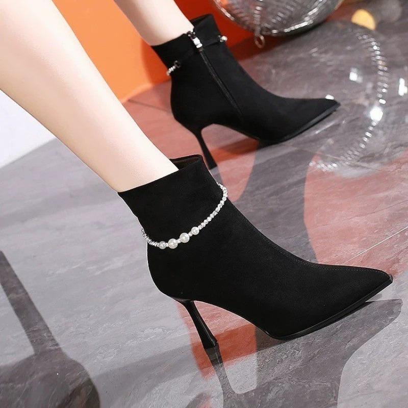

Fashion 2025 Fashion Hot Seller Women Temperate Boots Pointed Toe Side Zipper Sexy Heel Casual Party Fashion Short Boot 39 чёрный