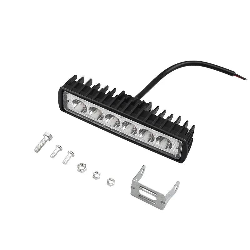 18w 6 LED-arbeidslys for bil Høyt lysende spotlight Universal Offroad Bil Lastebil Kjøring Tåke Frontlykter DRL Kjørelampe 12V