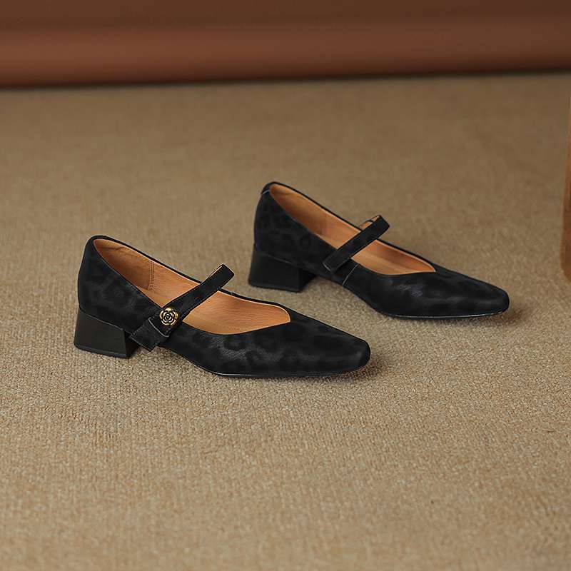 Krazing Pot Sheep Skin Summer Spring Autumn Med Heels Buckle Straps Women Leopard Patterns Square Toe Shallow Pumps