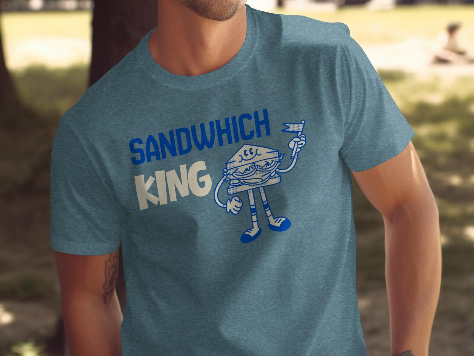 Sandwich King Retro Graphic Tee – Foodie Deli Lover Shirt M