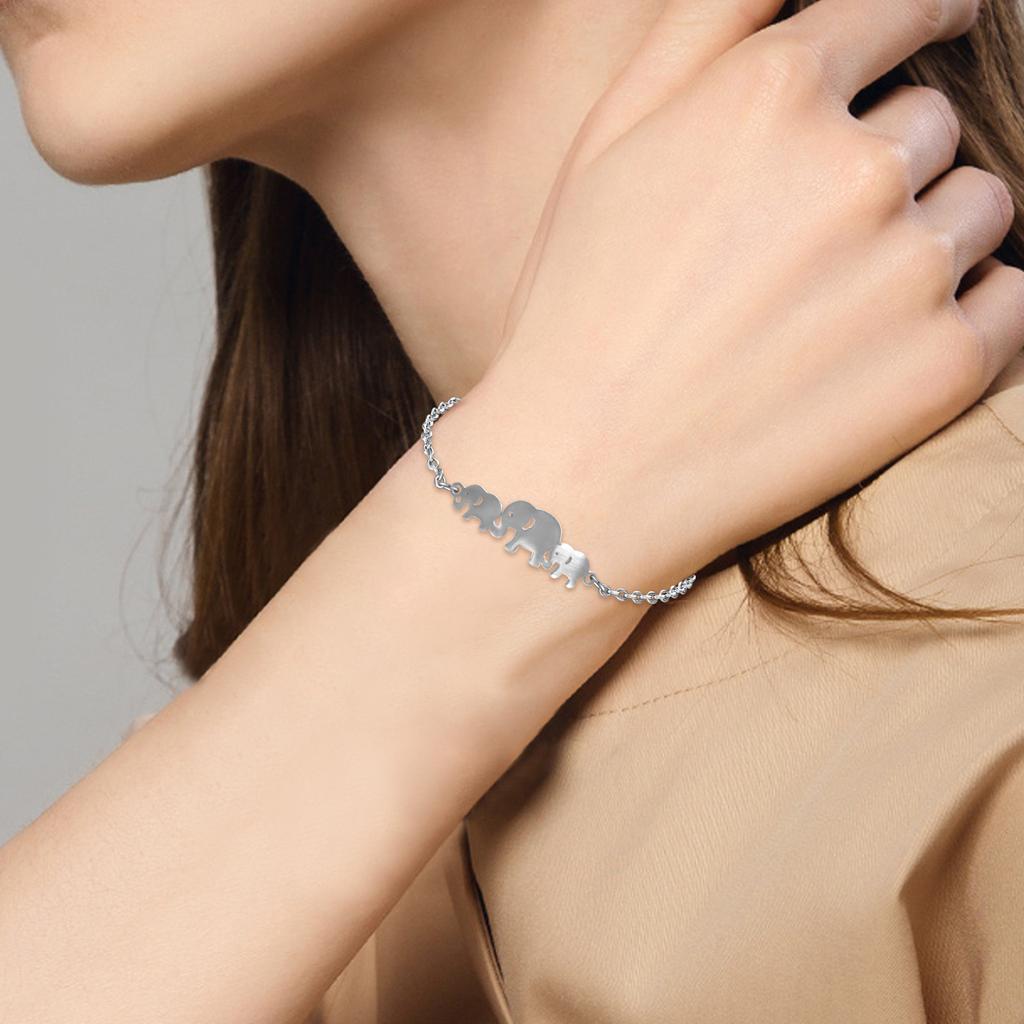 Stainless Steel Elephant Bracelet, Heart-Shaped Elephant Pendant, Adjustable Chain, Unisex, Suitable For Everyday Wear.
