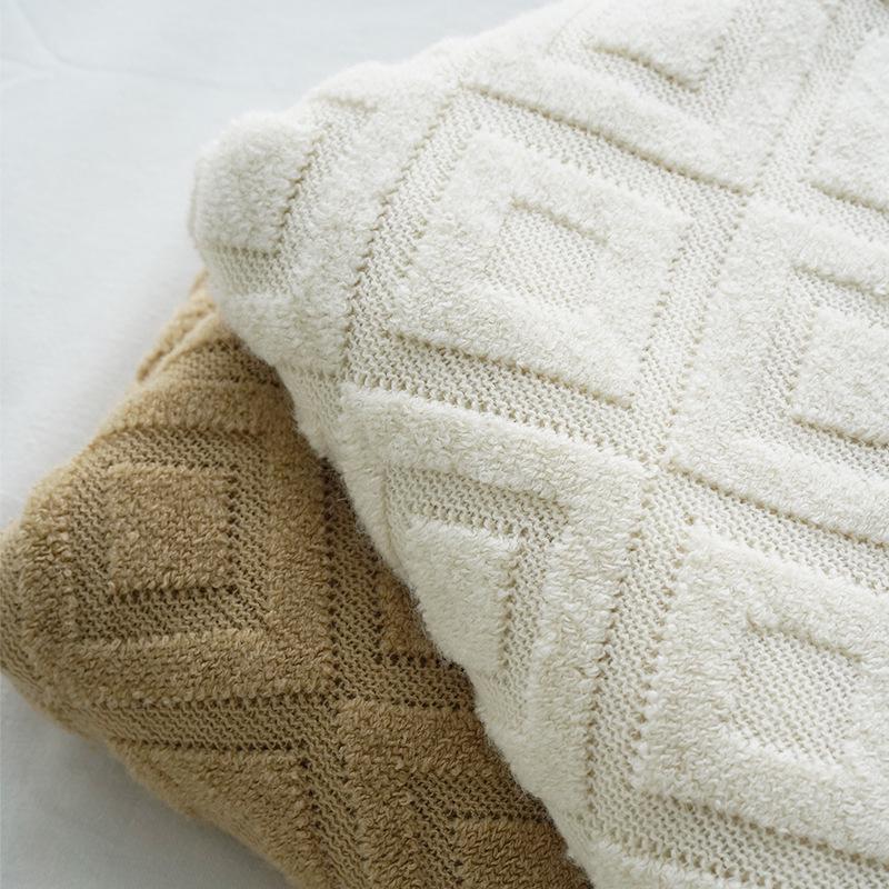 American Style Jacquard Knit Throw, Bed Runner & Sofa Blanket for Autumn/Winter