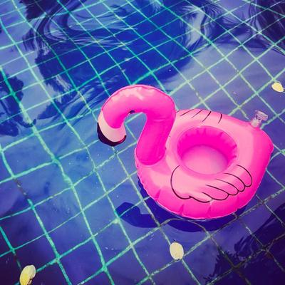 20-1 Stück Schwimmender aufblasbarer Getränkebecherhalter PVC Schwimmender Getränkebecherhalter Pool Strand aufblasbare Produkte Sommerurlaub Produkt