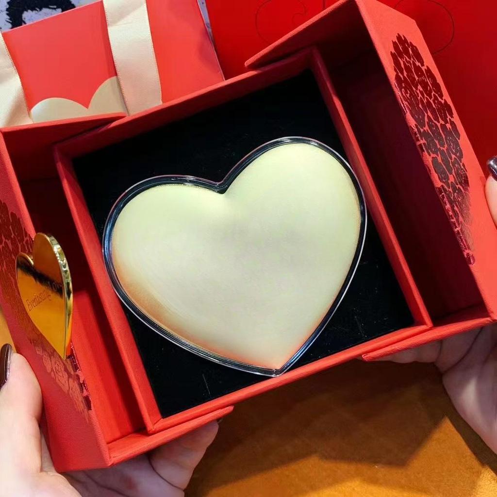 Gold 999 Pure Gold Heart-Shaped Qixi Festival Cake - Valentine's Day Gift "Love 520" for Your Princess.