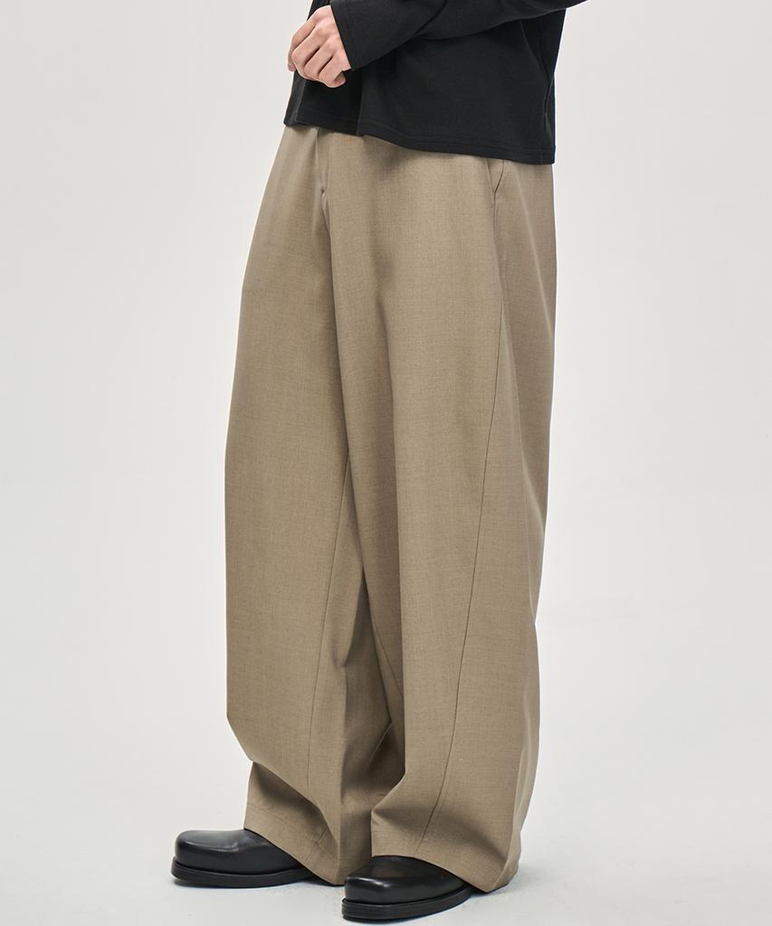 PRAIRIE Loose Fit Curved Wide Slacks (Beige)