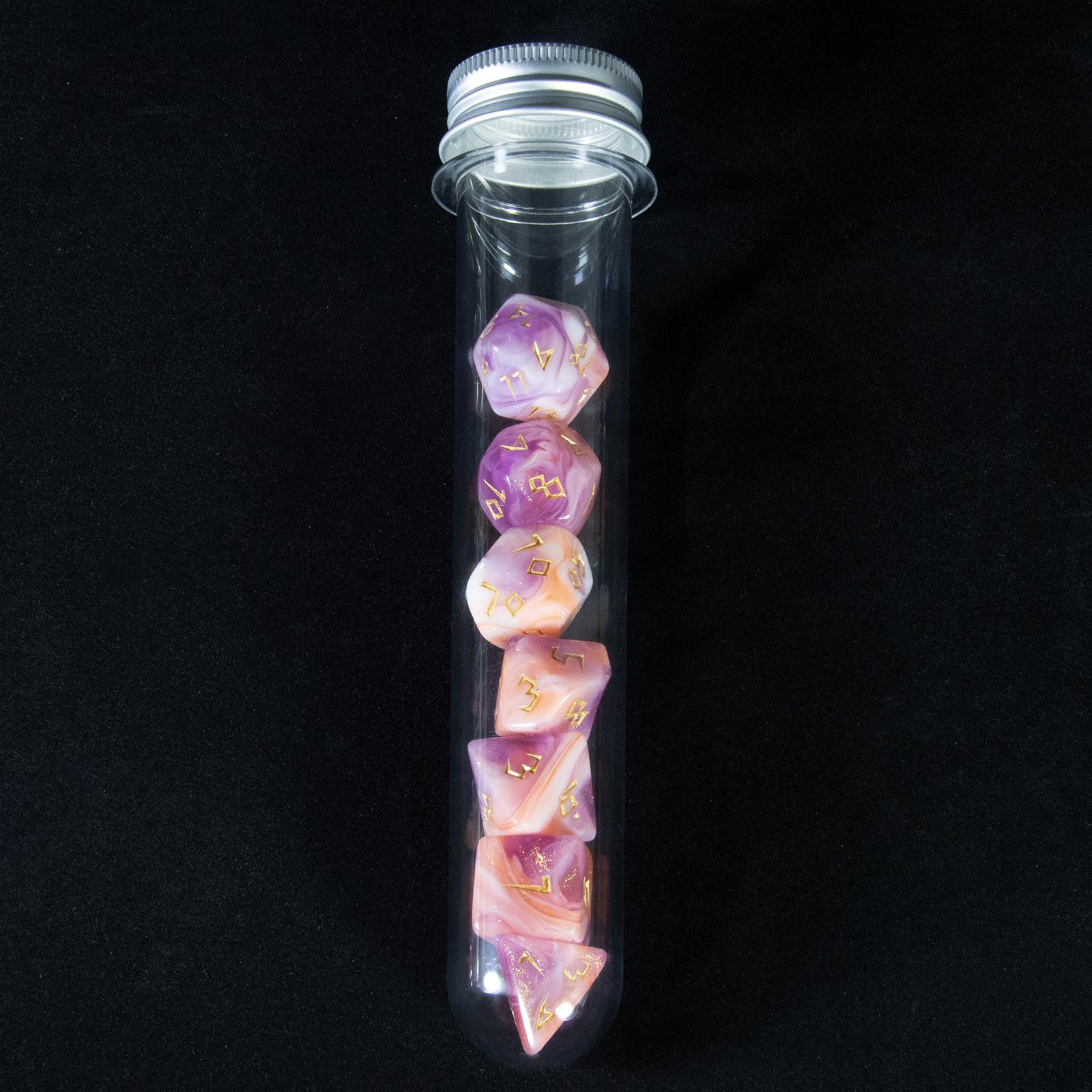 

Набор многогранных кубиков 7 шт./набор, кубики смешанных цветов с тубусом для настольной игры, реквизит для обучения математике, в качестве сувенира