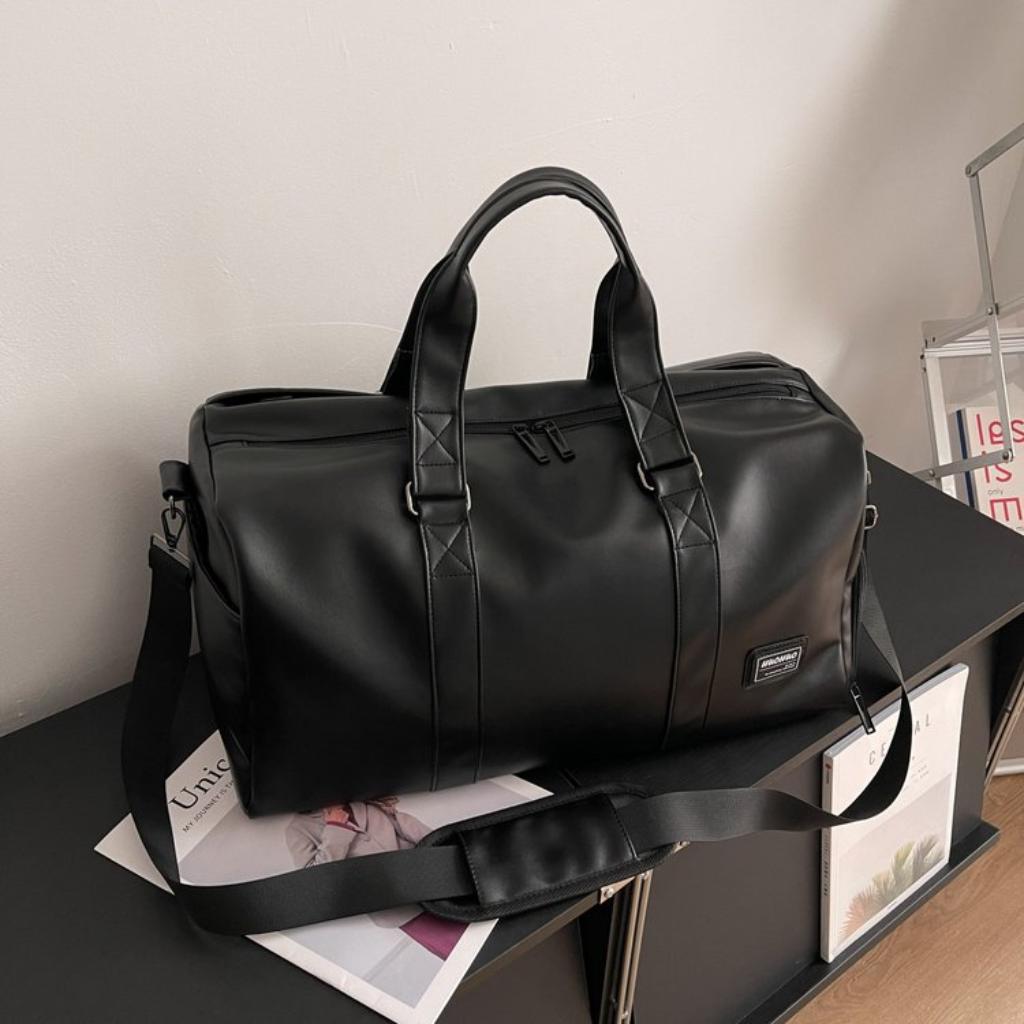 Travel Bag Unisex PU Large Capacity Adjustable Strap Travel Gym