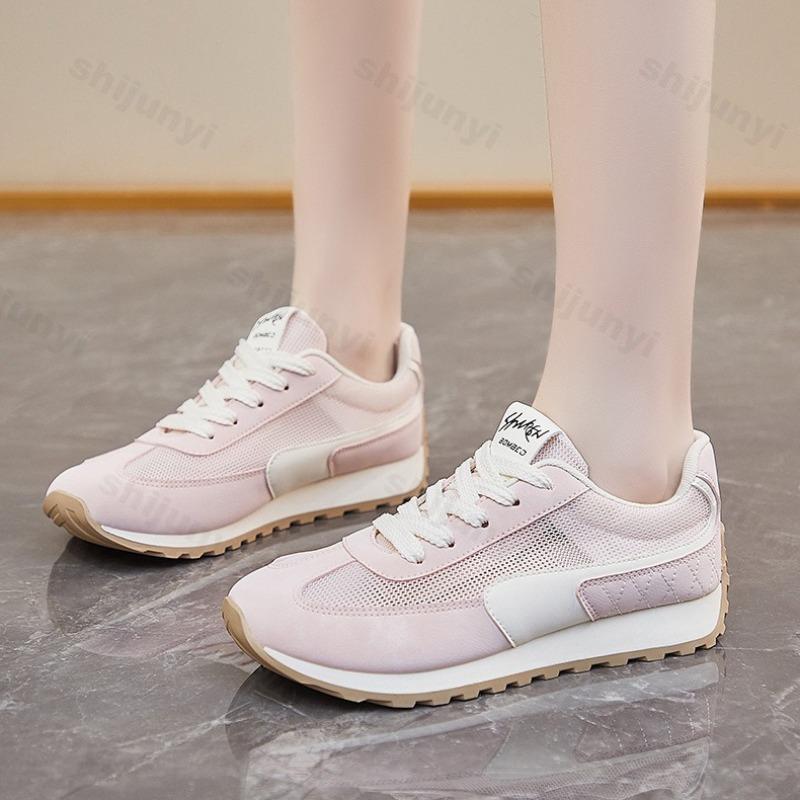 Fashion Women's Casual Sports Shoes Breathable Mesh Comfortable Non Slip Outdoor Running Shoes Platform Tennis Fashion Summer Sneakers