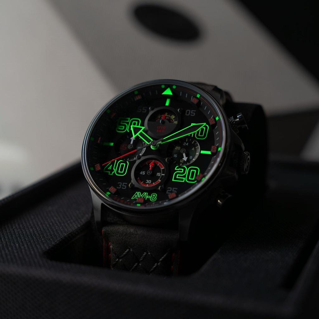 AVI-8 Hawker Typhoon Coningham Chronograf Kožený řemínek Černý ciferník Quartz AV-4093-0A Pánské hodinky