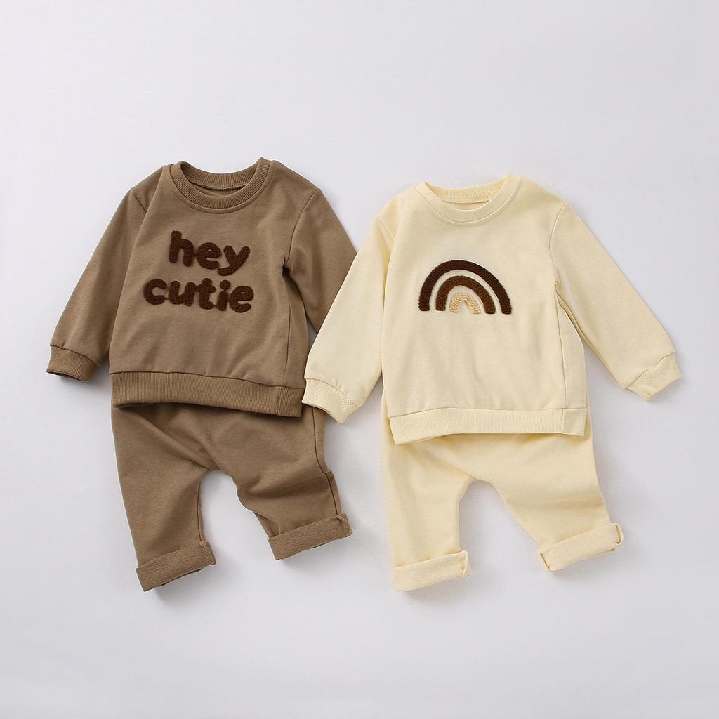 2025 Frühling/Herbst Europäischer & Amerikanischer Stil Regenbogen Rundhals Kleinkind Baumwoll-Pullover & Lange Hosen Set