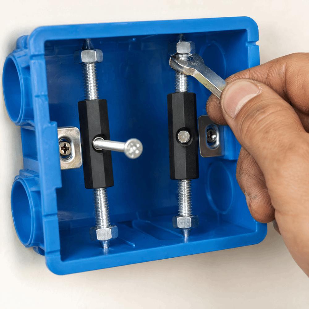 21pcs Adjustable Design Outlet Box Repairer 86 Type Electrical Box Repair Kit Wall Mount Repair