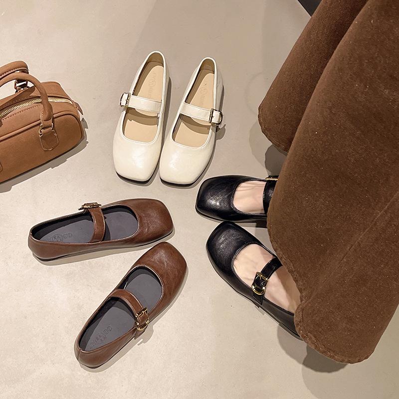 Retro Soft Leather Mary Jane Shoes for Women's 2025 Spring New Shallow Mouth One-word Strap Flat-soled Single Shoes with Skirts and Leather Shoes