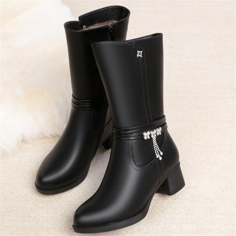 Fashion Comfortable Soft Leather Boots Mid Leg Motorcycle Boots Winter 2024 Med Block Heels Plush Fur Mom Elegant  Non-slip Shoes