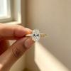 925er Sterlingsilber für Damen Oval Glänzend Zirkonia Exquisiter Ring Einfach Dame Hochzeit Verlobungsparty Heißer Verkauf Feiner Schmuck
