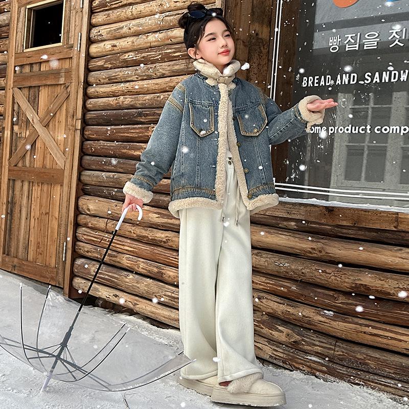 Girls' Trendy Fleece-Lined Denim Jacket 2025 - Warm Winter Cardigan