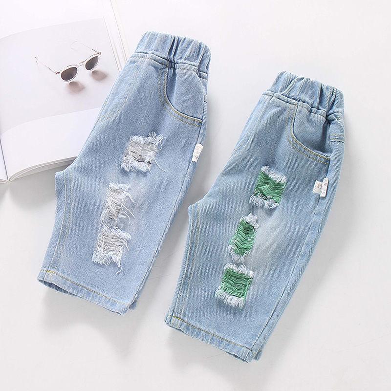 Kinder Sommer Shorts für Oberbekleidung Jeans für Herrenmode Zerrissene Midilänge Hosen Neue Kinderhosen