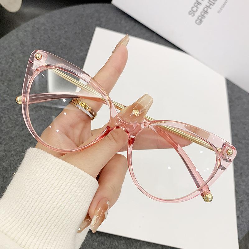 

Модные очки для чтения с защитой от синего света для женщин среднего и пожилого возраста на зиму.