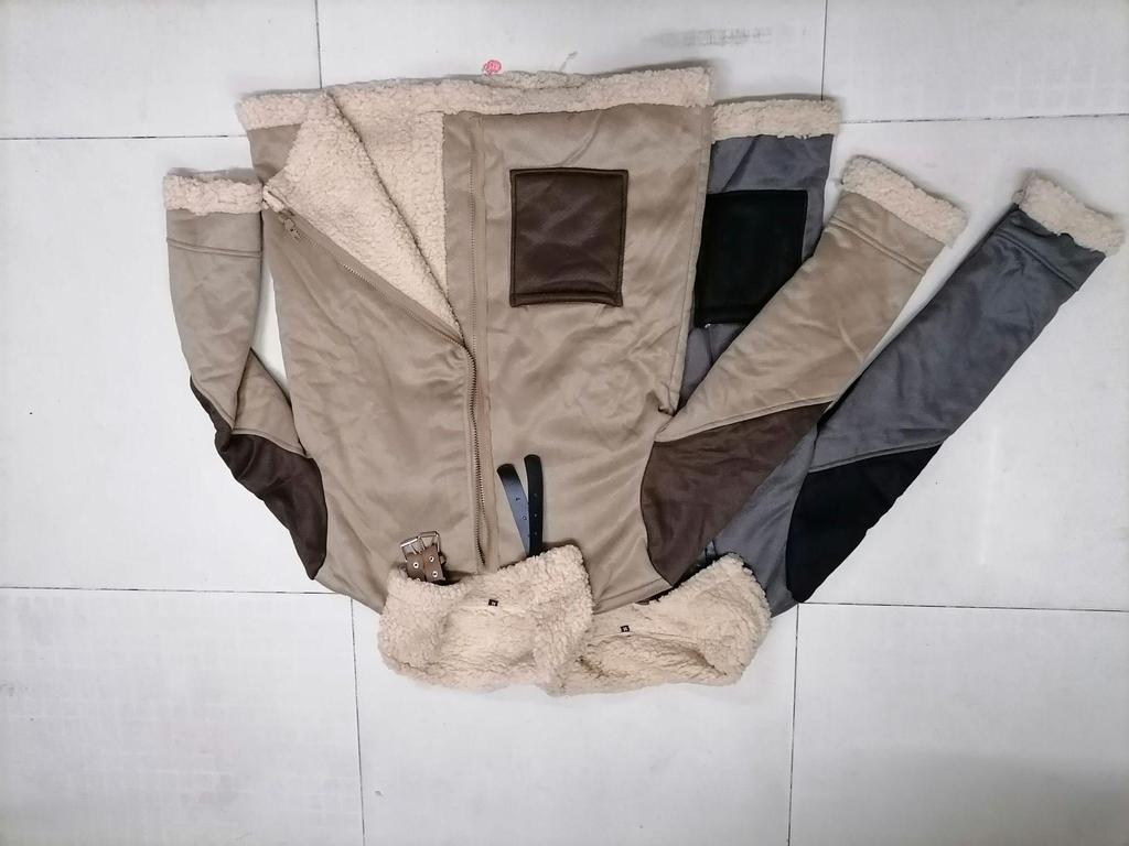 Men's Faux Leather Velvet Jacket: European Winter Warmth, Thick Lapel, Color Block, 6 Colors, 7 Sizes.