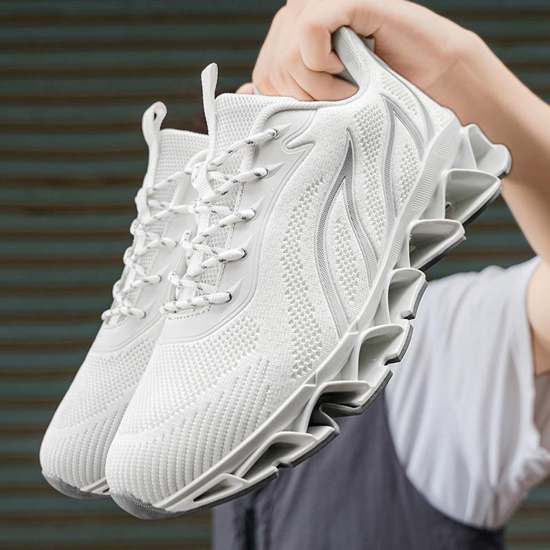 Fashion White Walking Sneakers Men Large Size 48 Sport Basketball Shoes For Men High Quality Street Style Shoes Male Sneakers