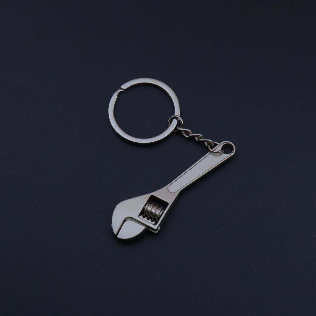 Ratchet Wrench & Piston Keychain: Car and Motorcycle Wheel Hub Modification Gift