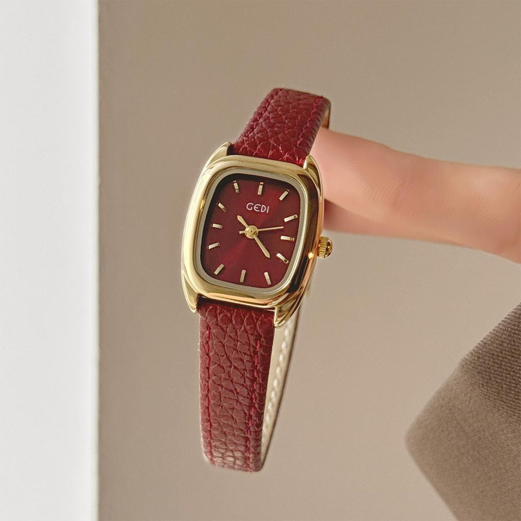 Retro Minimalist Square Sugar Women's Watch Elegant Daily Wear, Waterproof Belt Quartz Ladies' Wristwatch Gift NEW