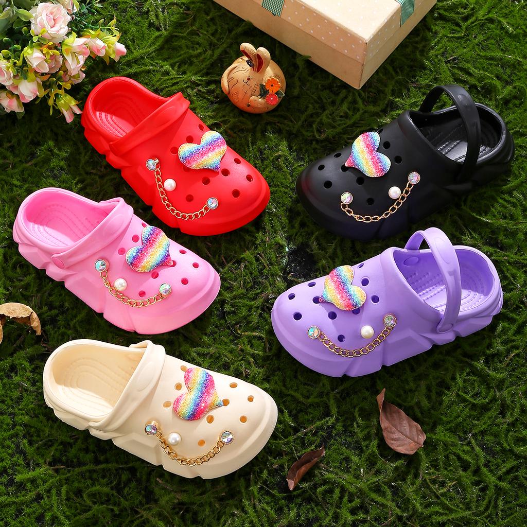 Casual girls clogs with heart decorations, lightweight and non-slip clogs, suitable for indoor and outdoor showers 3057