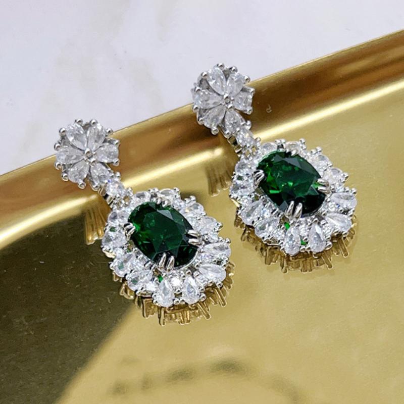 Luxuriöse Grüne Edelsteinblumen Schmucksets Mode Und Funkelnd Voll Mit Diamanten Hochzeit Verlobung Ohrringe Ring Halsketten