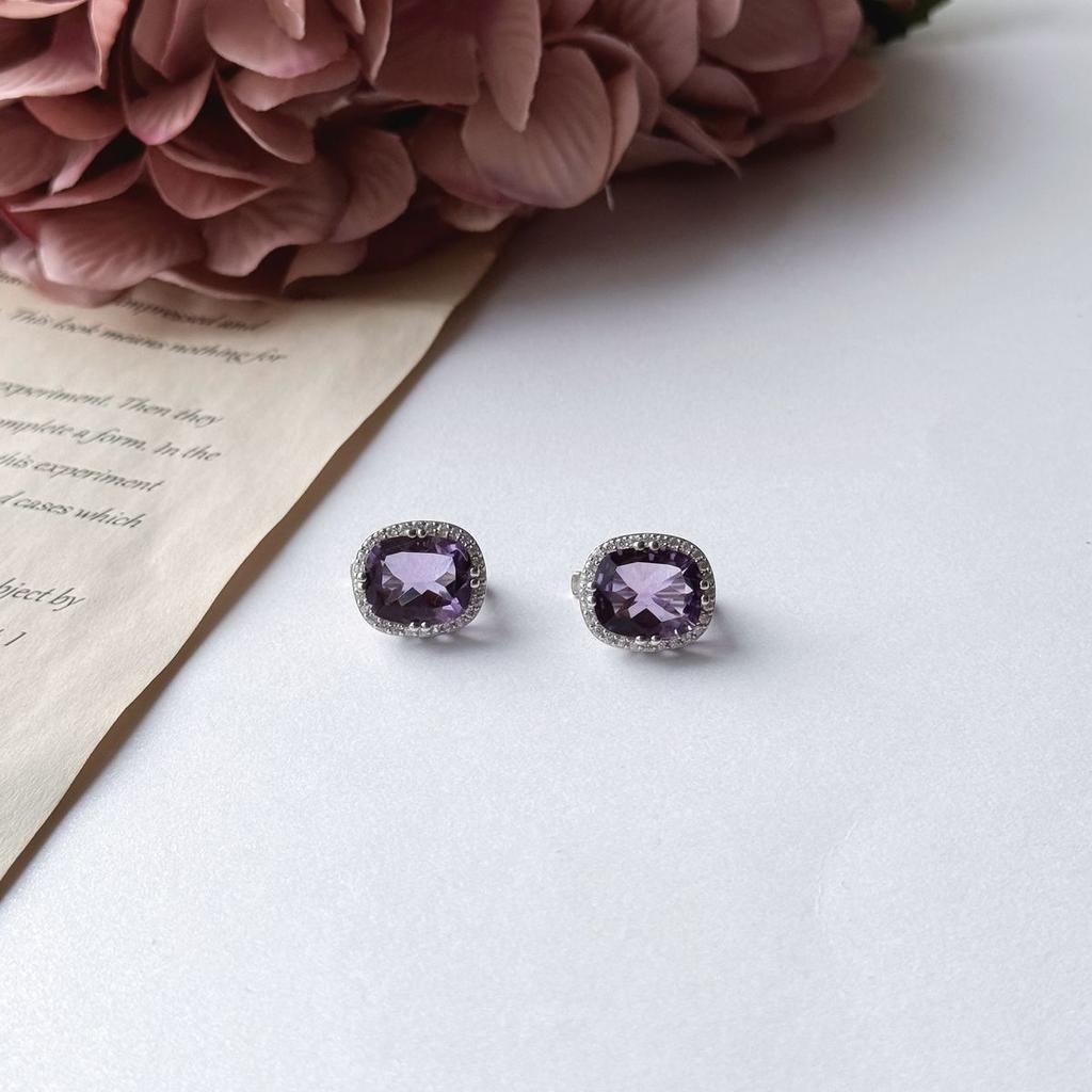 Stříbrné náušnice s přírodním ametystem 9.015ct (2157731)