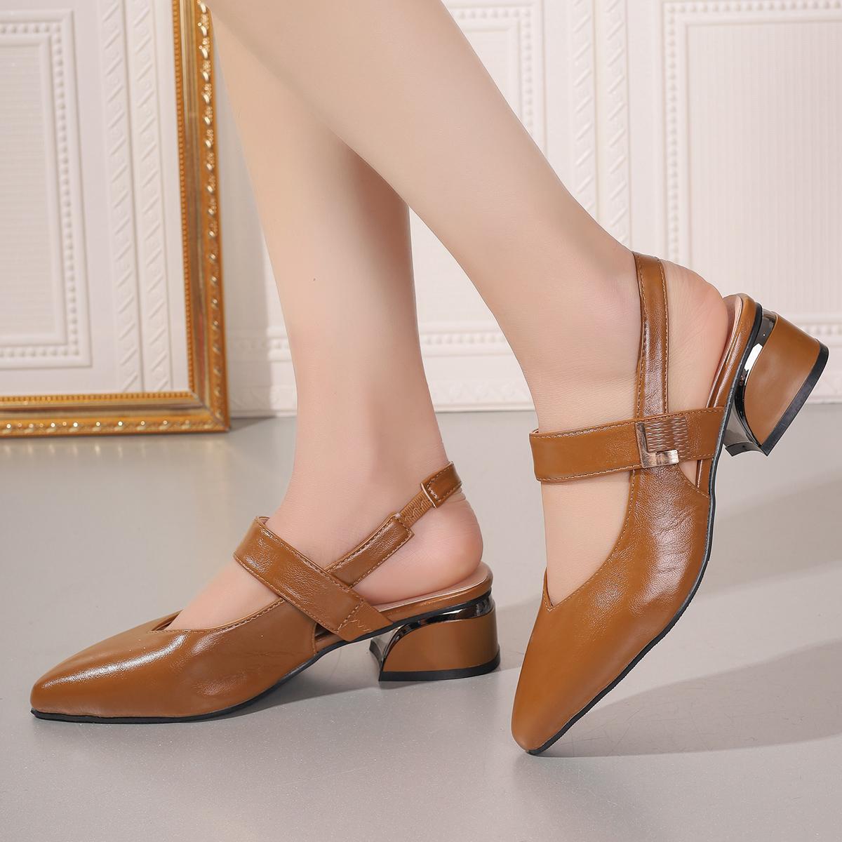 

мода 2024 новая осень женские модные туфли на толстом каблуке с одной пряжкой на высоком каблуке 40 коричневый