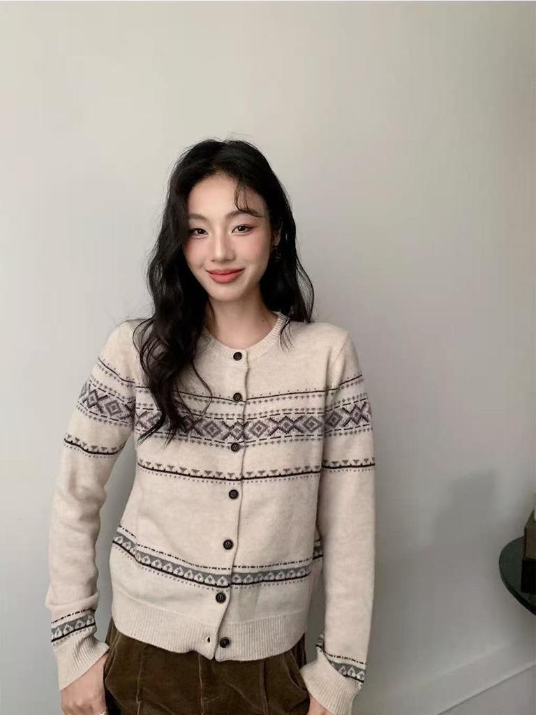 Korean Fair Isle Jacquard Wool Cardigan - Autumn/Winter Collection