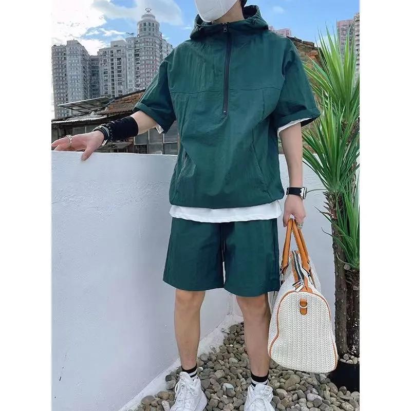 

Men s Summer Solid Color Suit Loose Hooded Zipper Style Top + Work Shorts Two Piece Set 4XL зелений