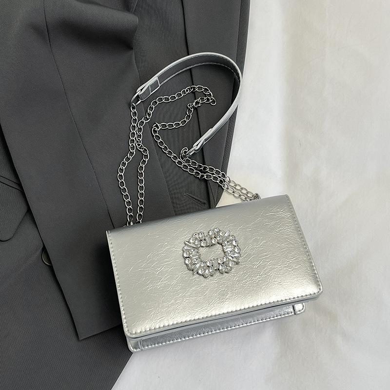 High-value diamond-encrusted small square bag for women's 2025 autumn new fashionable versatile textured chain shoulder messenger bag