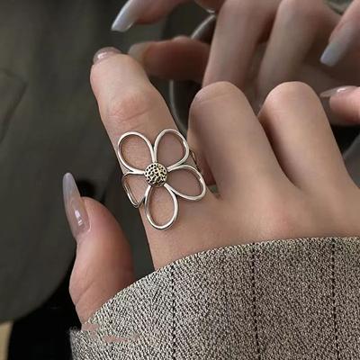 1PC New Simple Daisy Flower Ring For Women Fashionable Personalized Daily Accessory Party Jewelry Birthday Anniversary Gifts