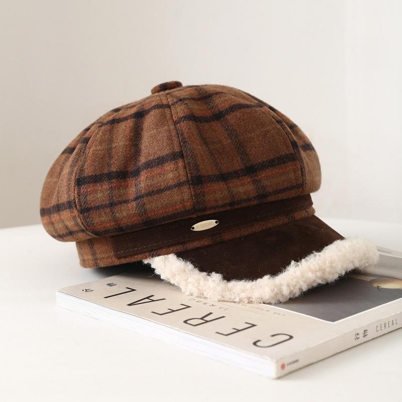 New Lamb Wool Fashion Octagonal Hat Women's Warm and Cold-proof Cap Retro Plaid Newsboy Hat Winter