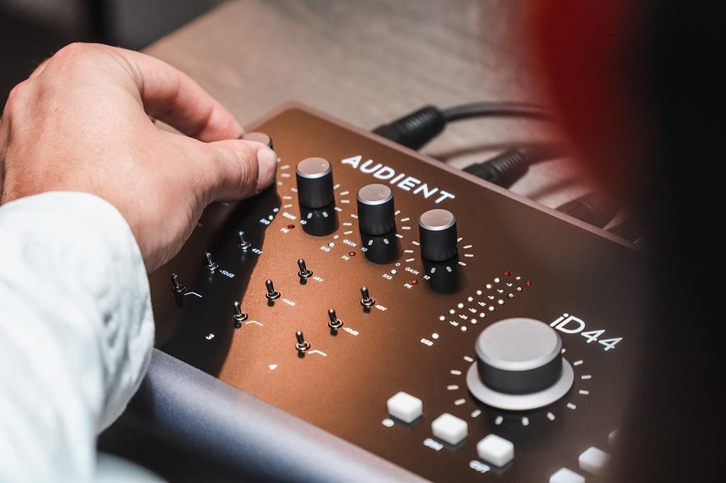 Audient iD44mkII USB-Audio-Interface