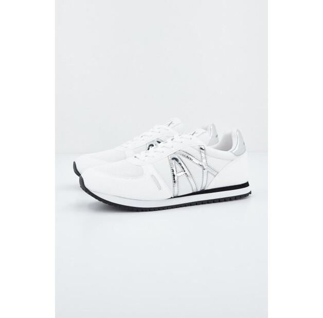 Кроссовки Armani Exchange XDX031 EU 36
