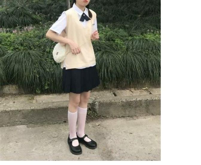 Thai JK Basic Short-Sleeved Uniform Square Neck Shirt - Milk White