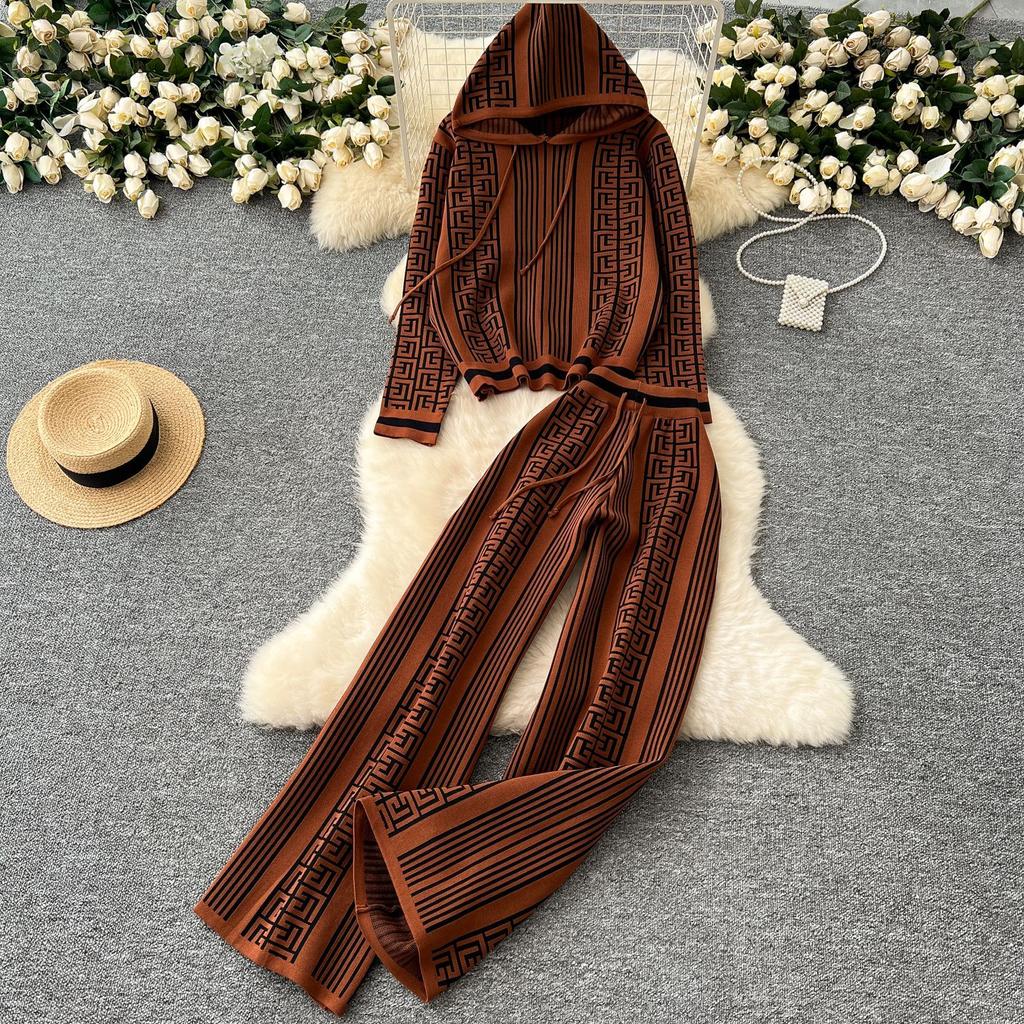 Moda Primavera Autunno Set Due Pezzi Lavorati a Maglia Donna con Cappuccio Caldi Spessi Pullover+Pantaloni Gamba Larga Set Maglioni con Stampa Geometrica