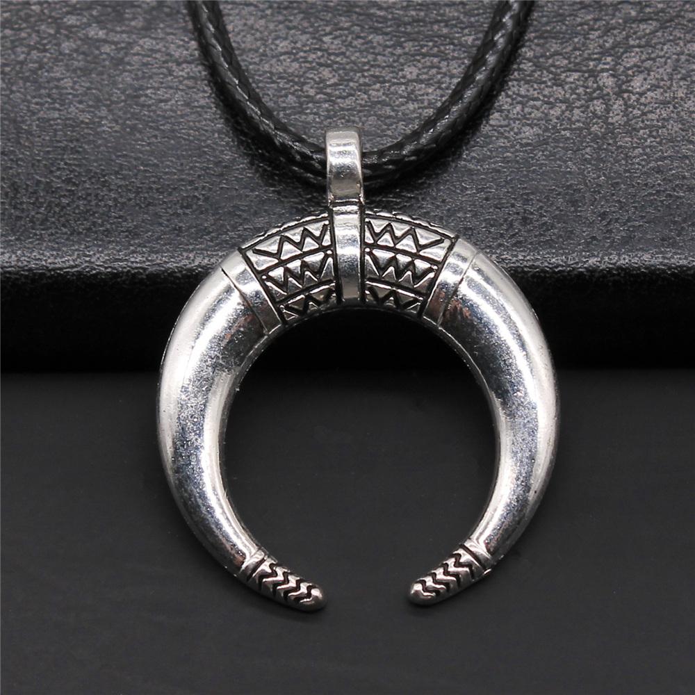 Crescent Moon Pendant Necklace OX Double Horn Necklaces for Women Vintage Jewelry Black Leather Chain Necklace
