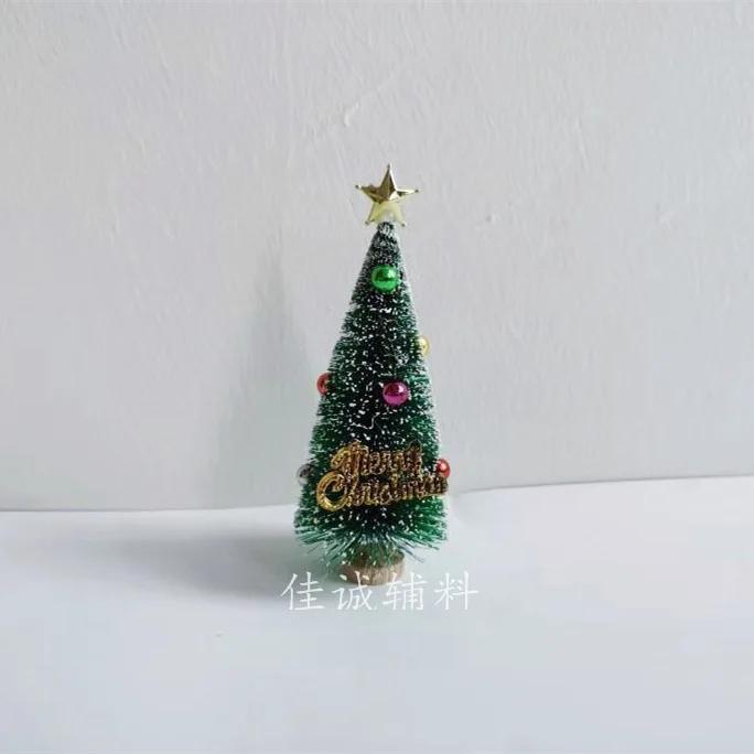 

1PCs Christmas Decoration Xmas Tree Decor Small Cedar Pine for Home Party New Year Navidad Festival Ornaments DIY Kids Gift as
