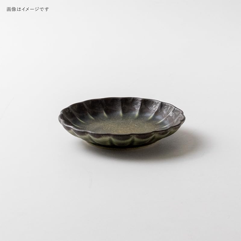Minoru Pottery Dusk 90cm Chrysanthemum-Shaped Small Plate, Moss Black