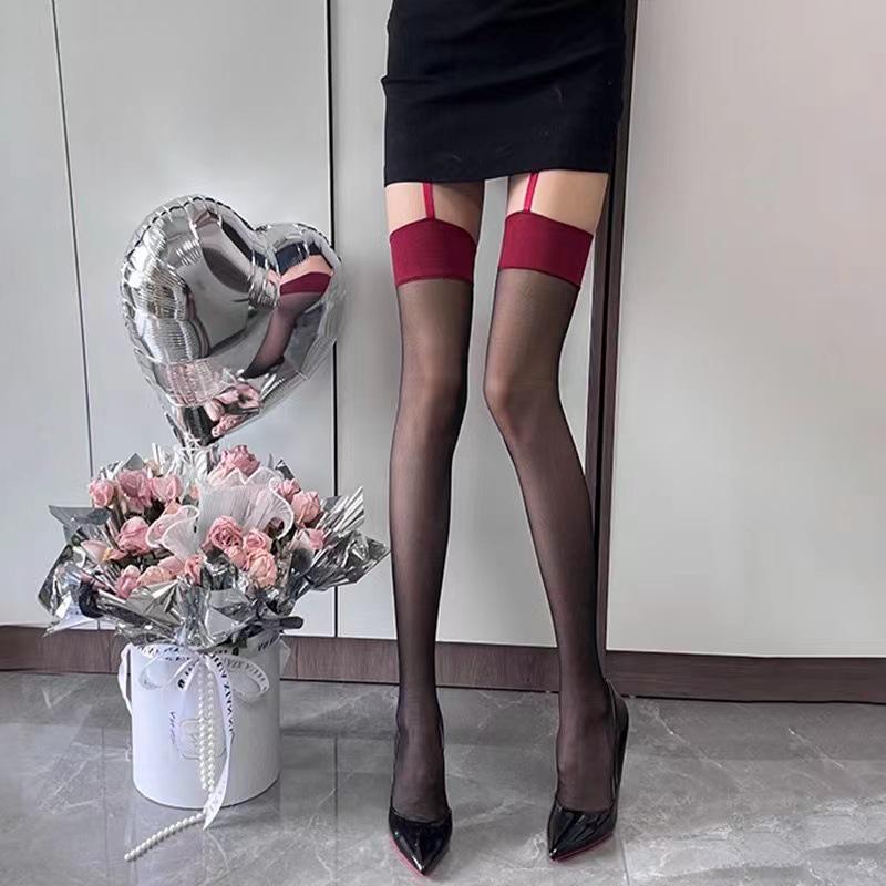 Damen Over-the-Knee Schwarze Strümpfe mit Trägern - Weiße Einteiler Strumpfhose